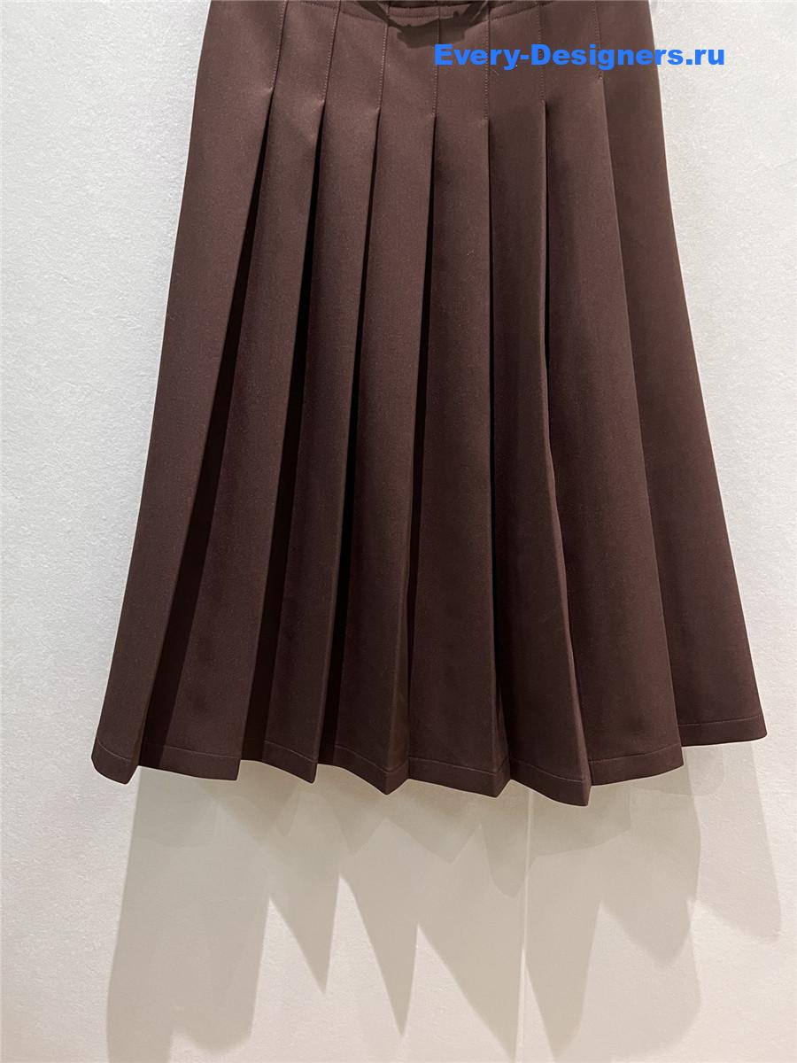 Miu Miu metal buckle belt pleated long skirt