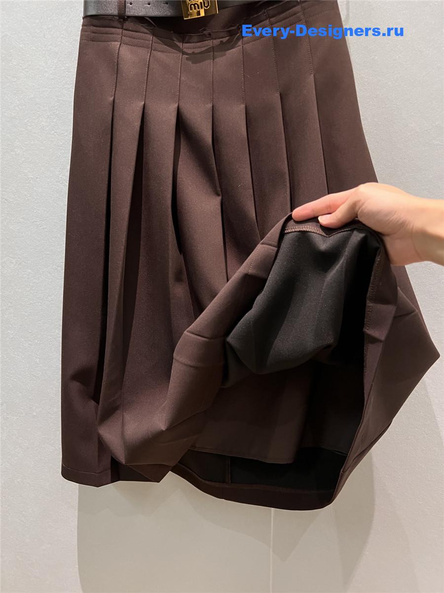 Miu Miu metal buckle belt pleated long skirt