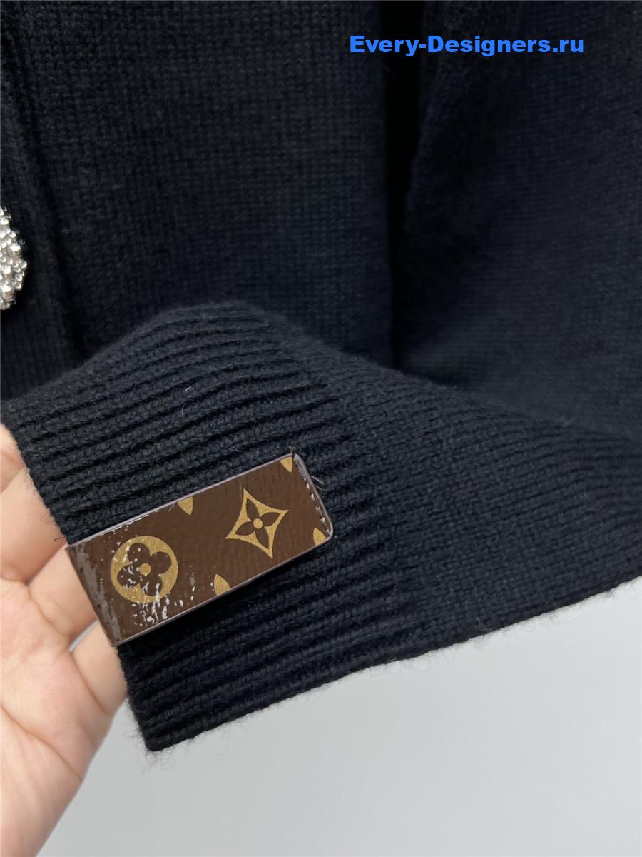 l0vis Vvtt0n black cashmere v-neck cardigan