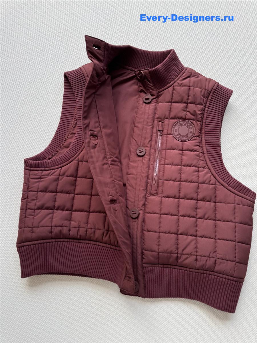 H**me5 burgundy quilted vest