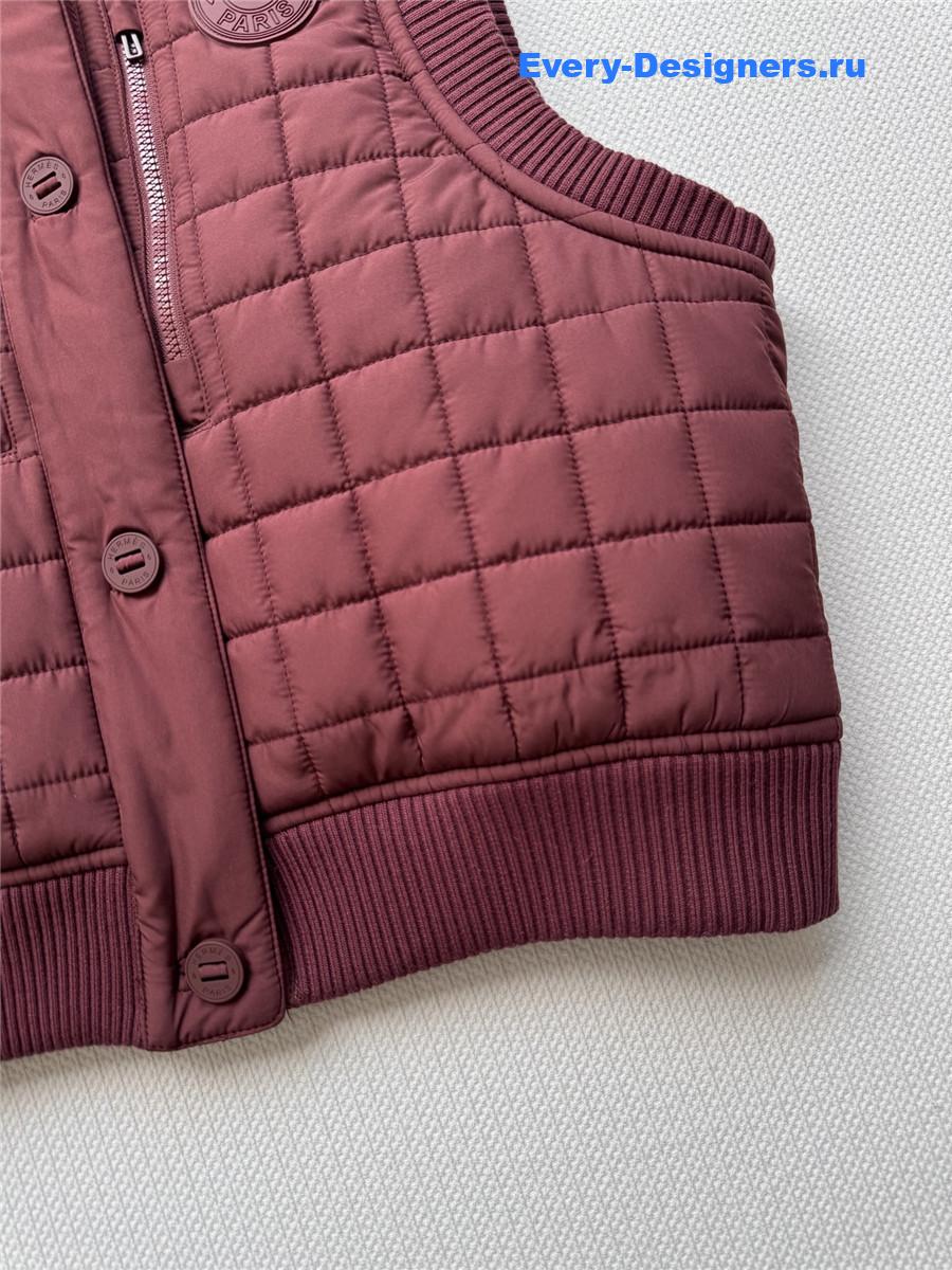 H**me5 burgundy quilted vest
