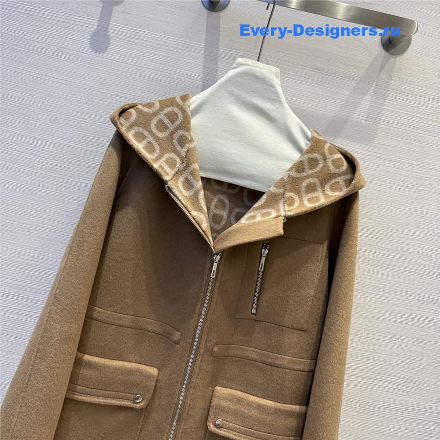 H**me5 double logo wool jacquard hooded coat