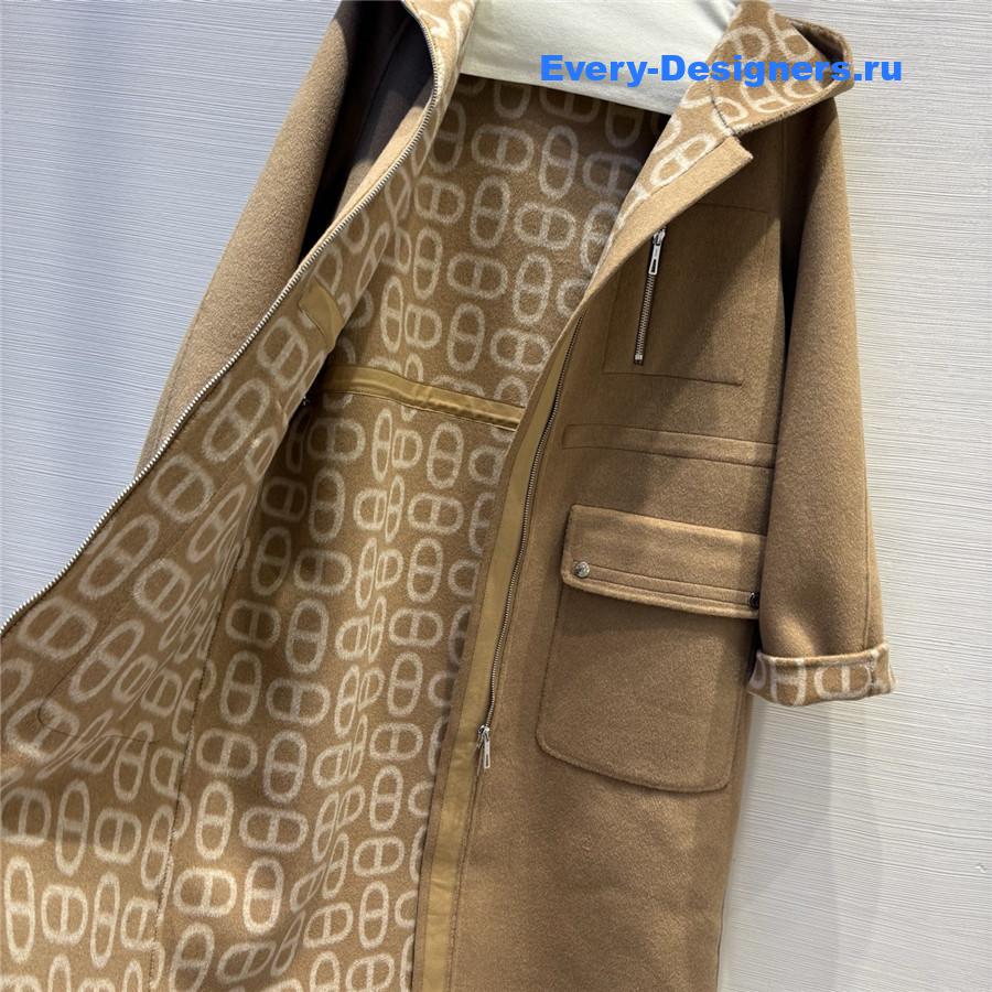 H**me5 double logo wool jacquard hooded coat