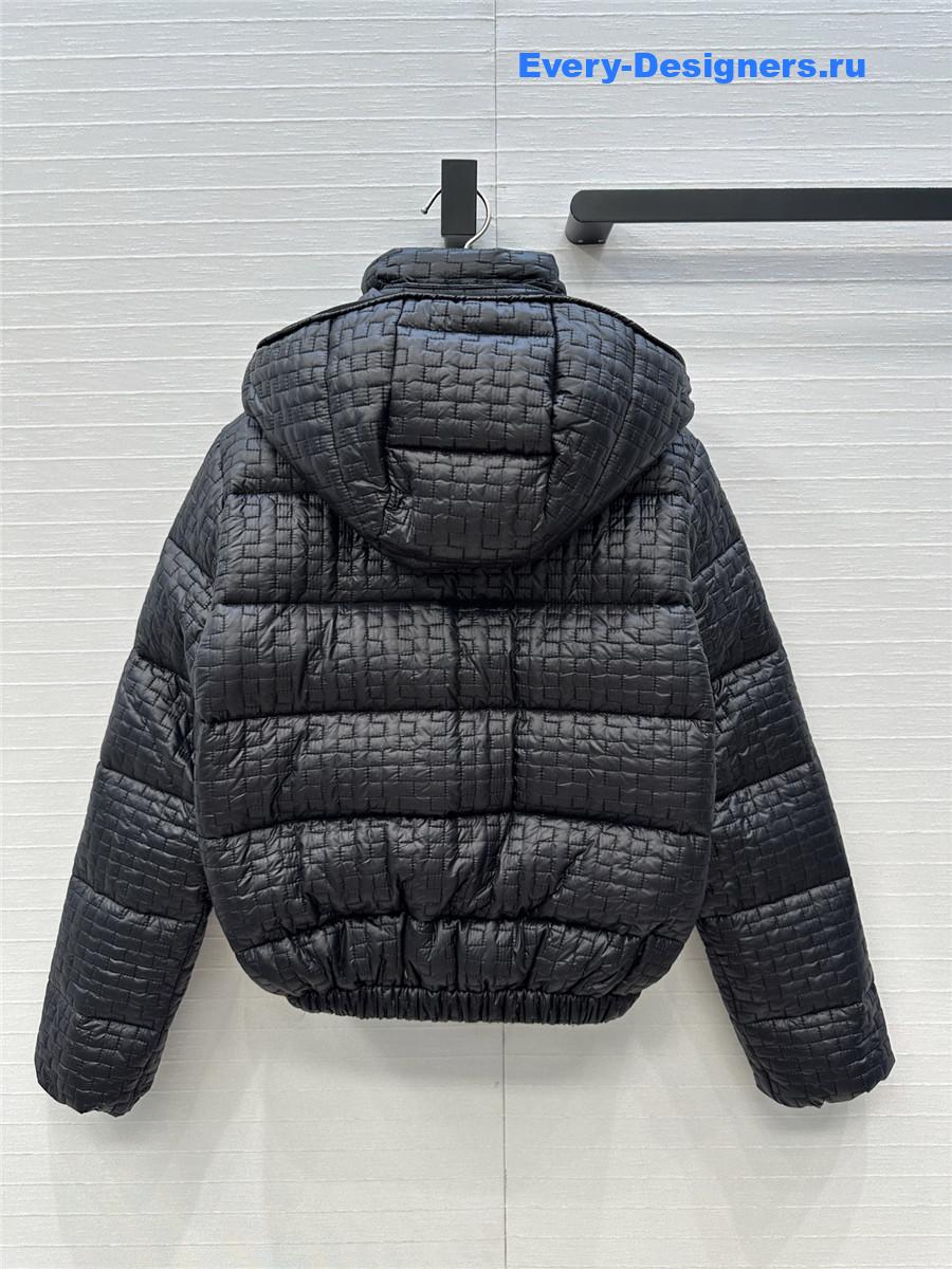 Moncler Chambres jacquard down jacket