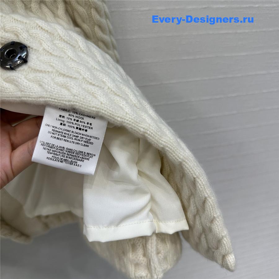 BC White Cable Cashmere Knit Blazer