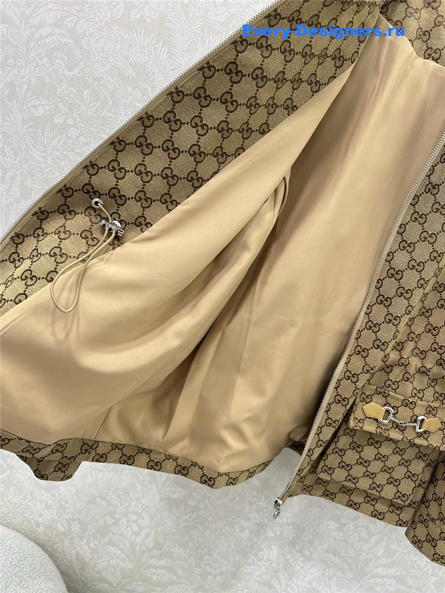 Gvc*1 gg brown hooded jacquard jacket