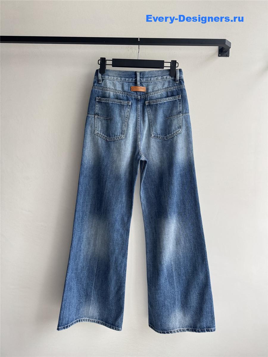 D10r blue flared jeans