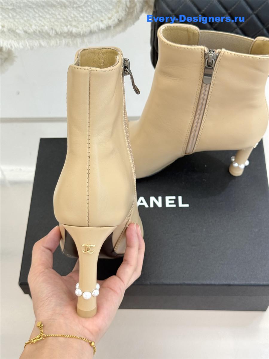 Ch**el beige classic pearl heel ankle boots