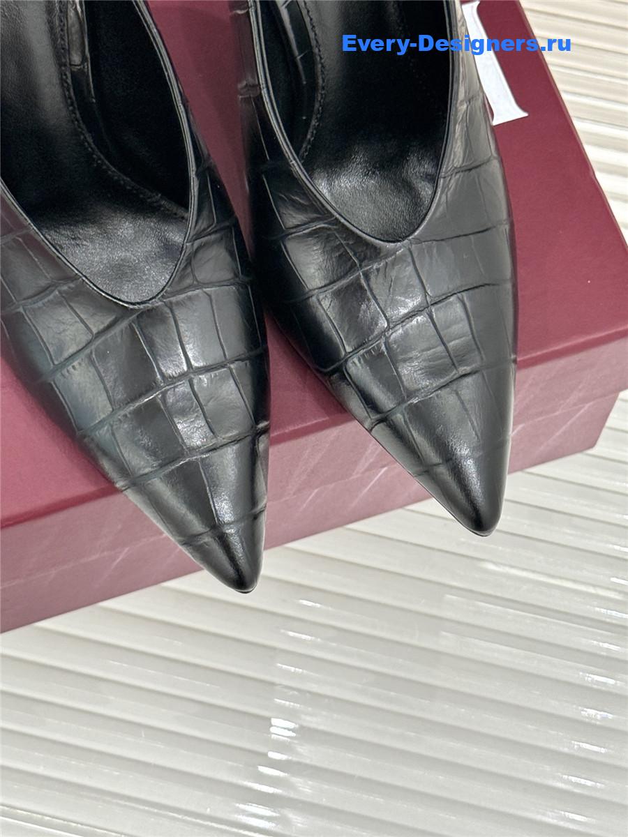 Gvc*1 black croc-embossed leather mule pumps