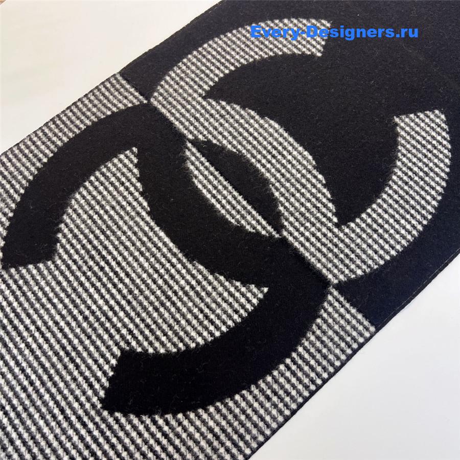 Ch**el black houndstooth cashmere scarf