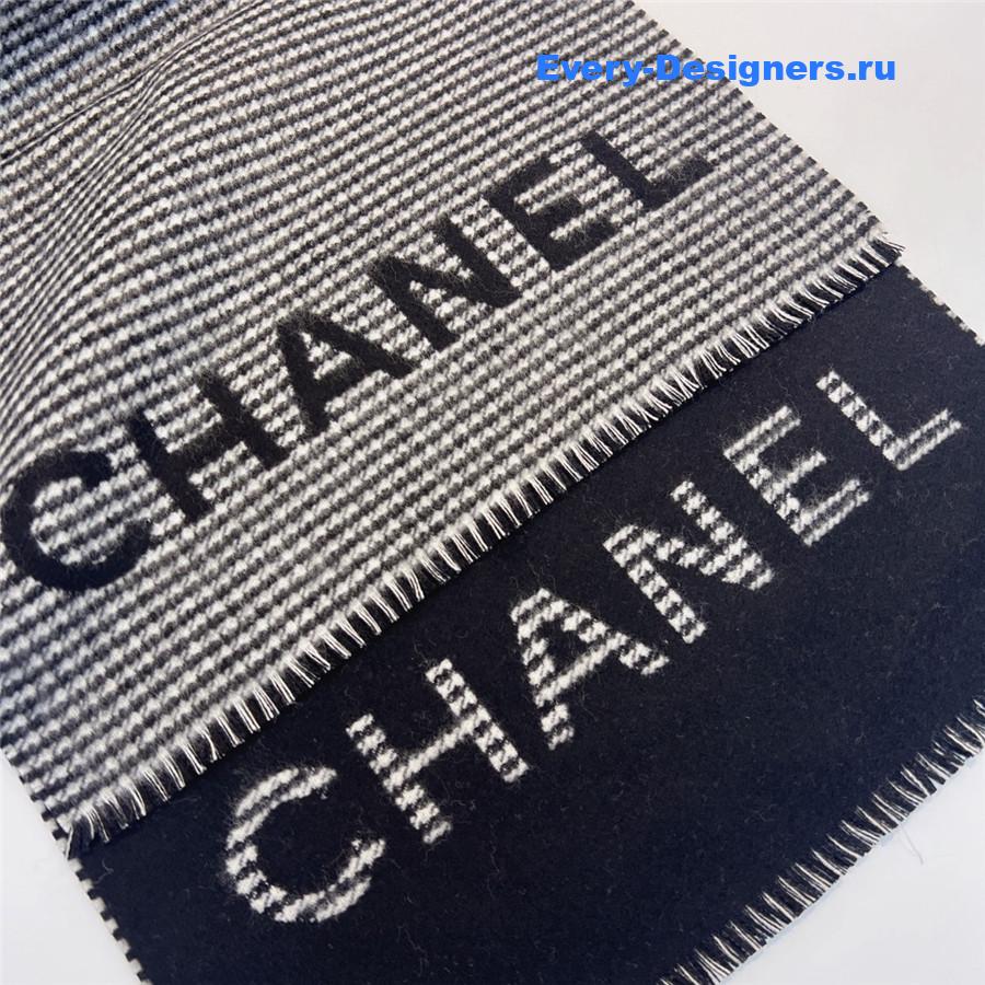 Ch**el black houndstooth cashmere scarf