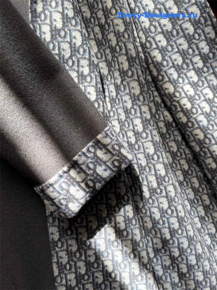 D10r dark grey oblique print hooded coat