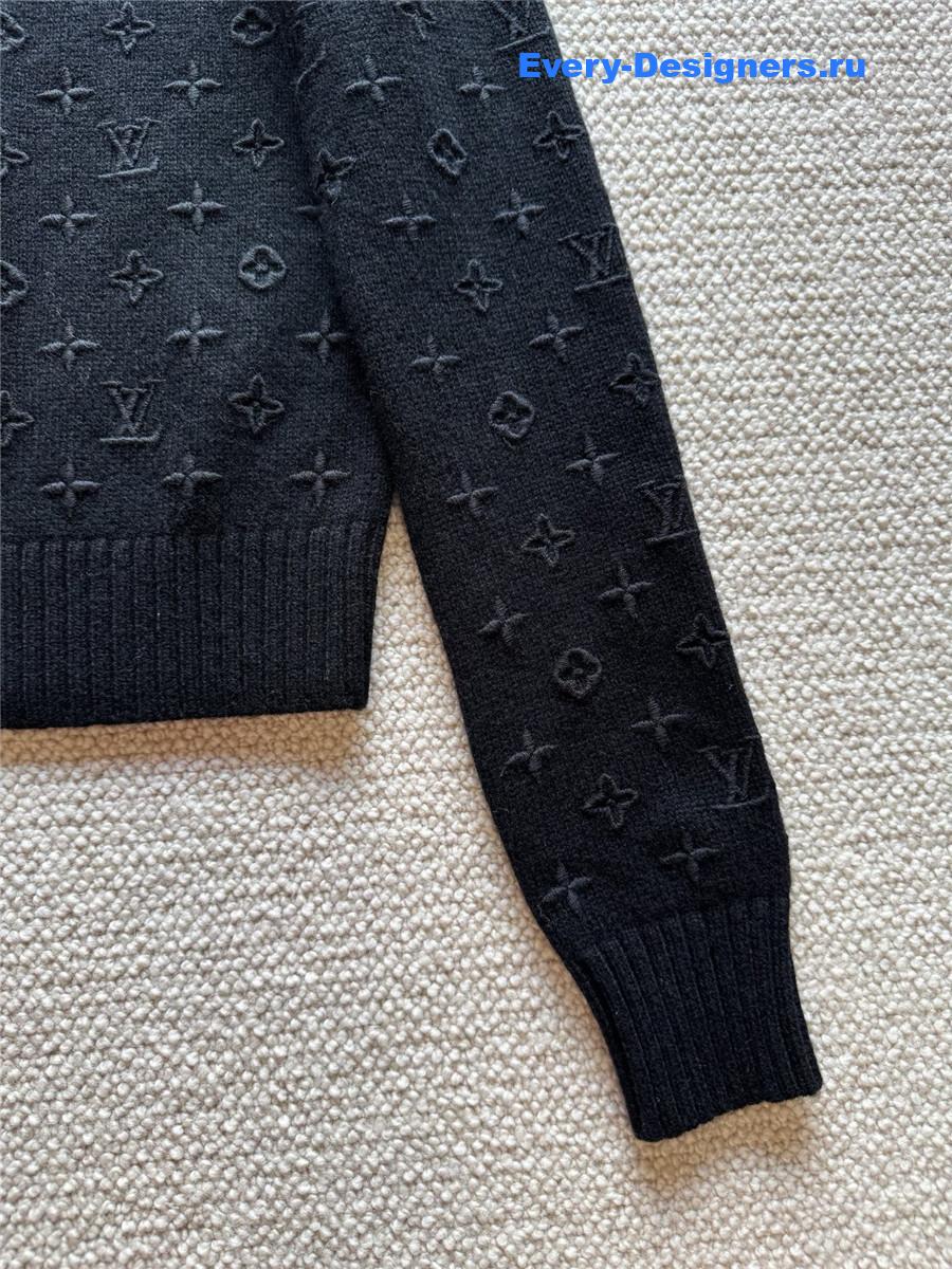 l0vis Vvtt0n black monogram embellished wool crewneck
