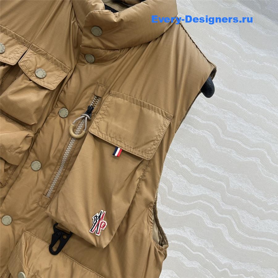 Moncler Grenoble Tongass Down Field Vest