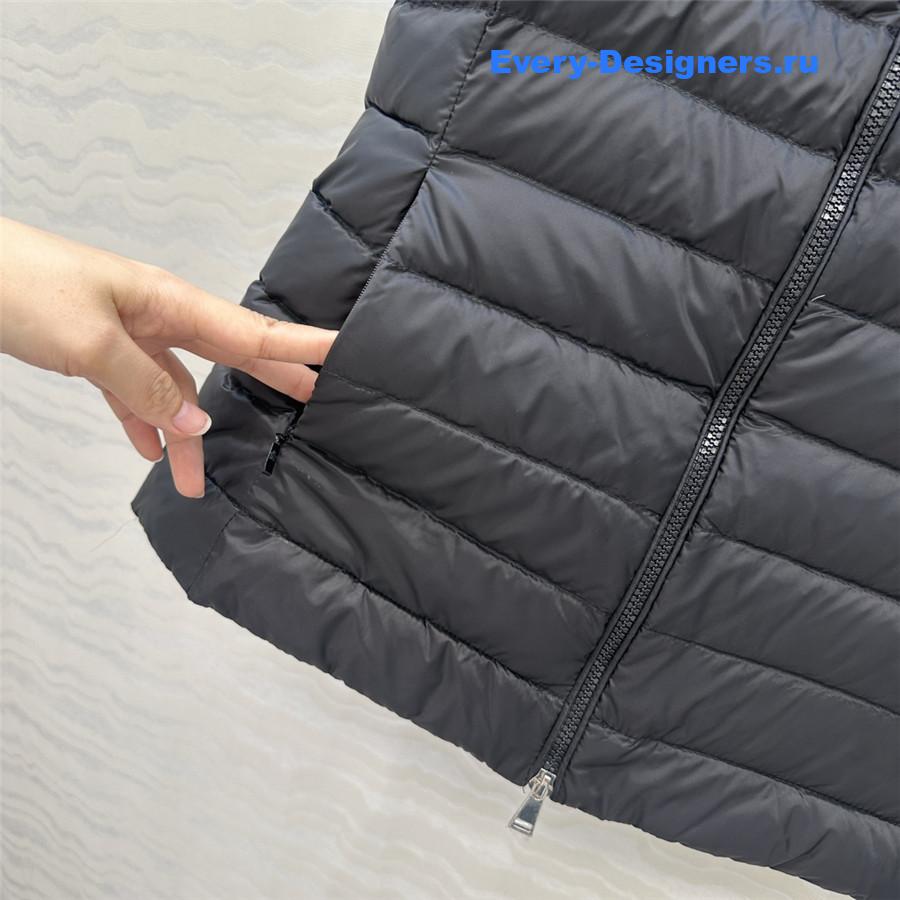 Moncler Black Igens Vest Down Vest