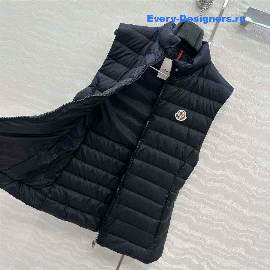 Moncler Black Igens Vest Down Vest