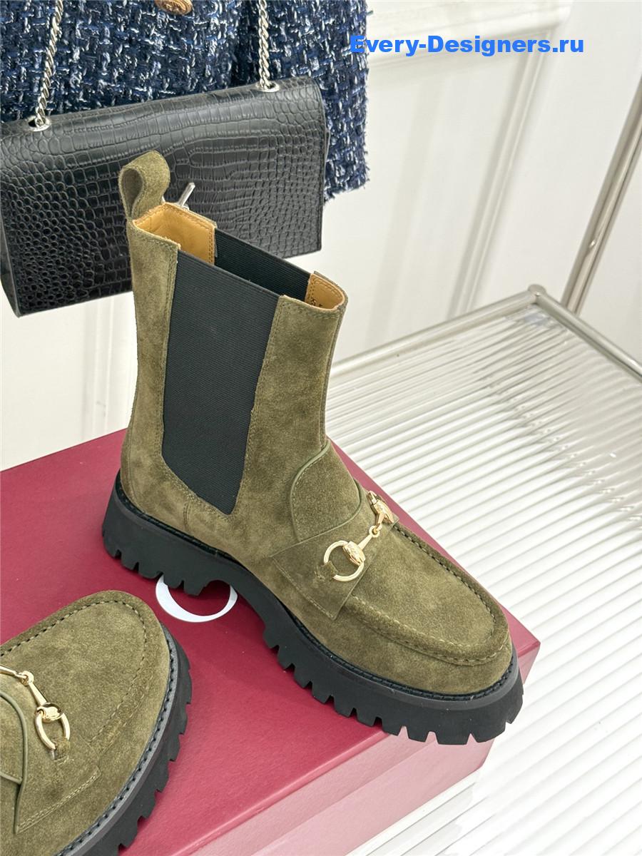 Gvc*1 green horsebit suede ankle boots