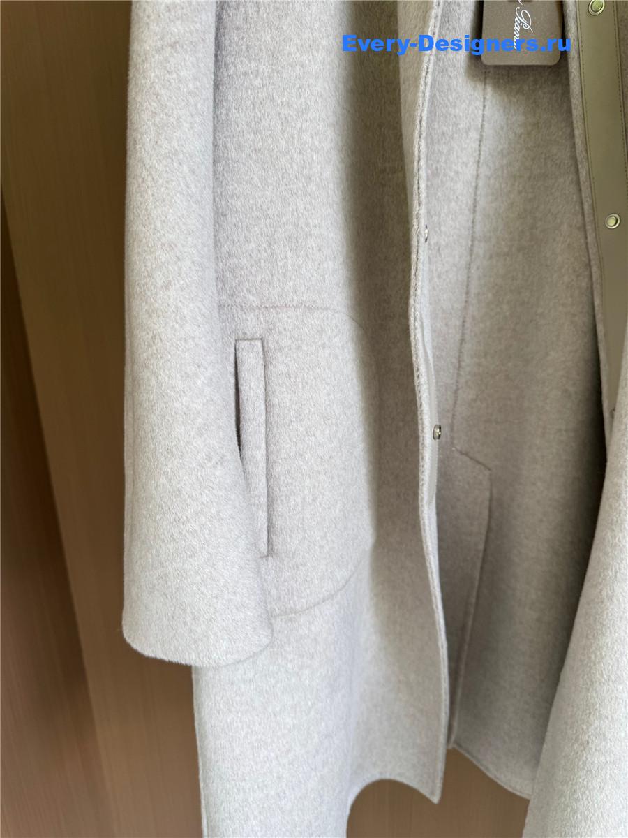 L0r0 P1ana grey mink collar cashmere coat