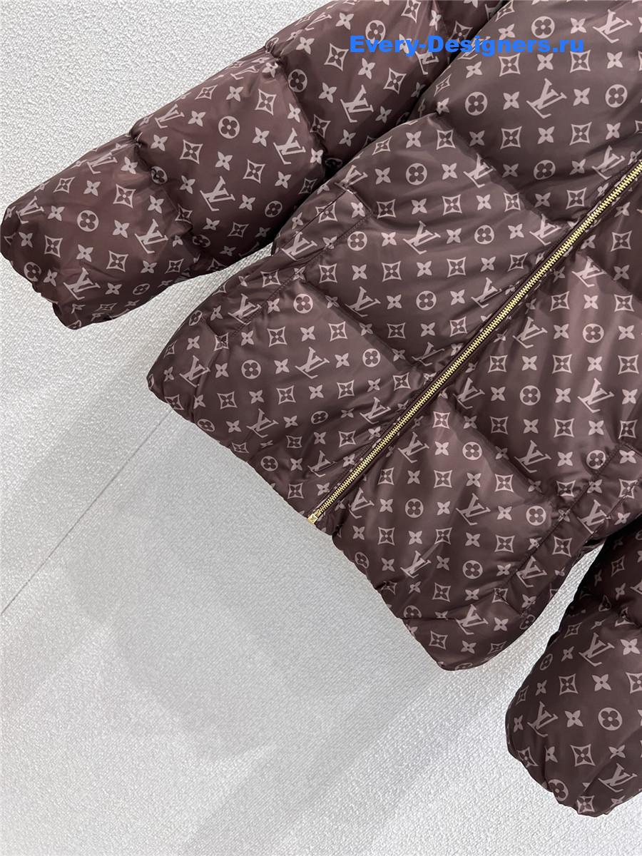 l0vis Vvtt0n monogram print down jacket