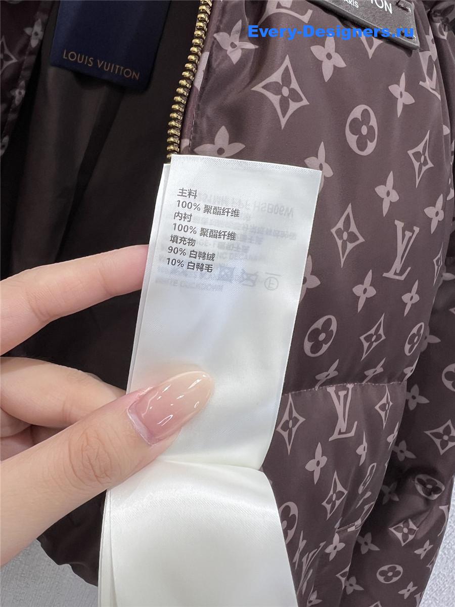 l0vis Vvtt0n monogram print down jacket