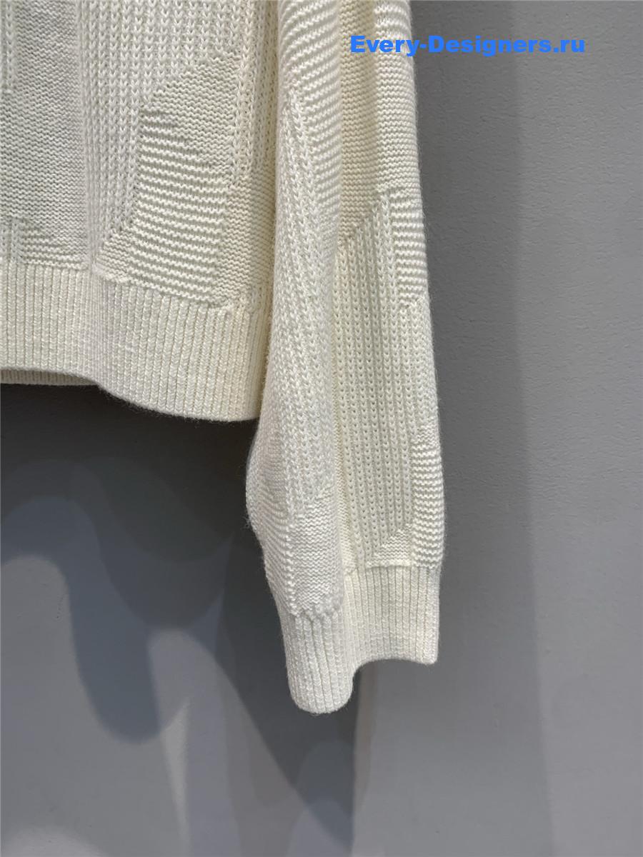 H**me5 cream wool cashmere sweater