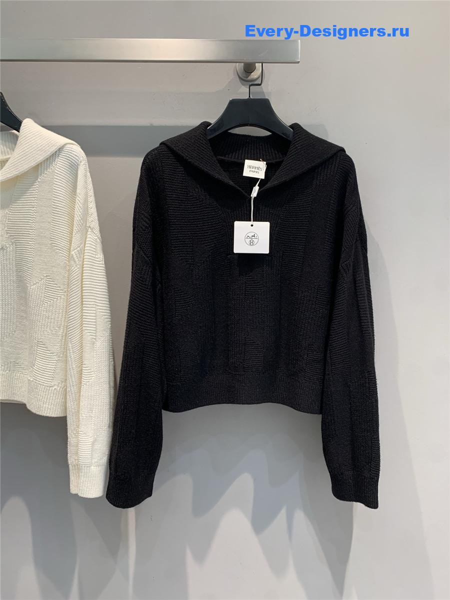 H**me5 black wool cashmere sweater