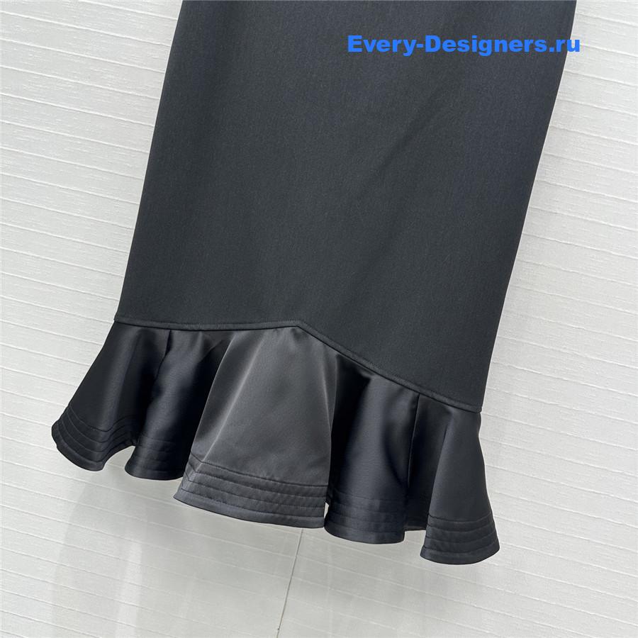 F**di black ruffled midi skirt