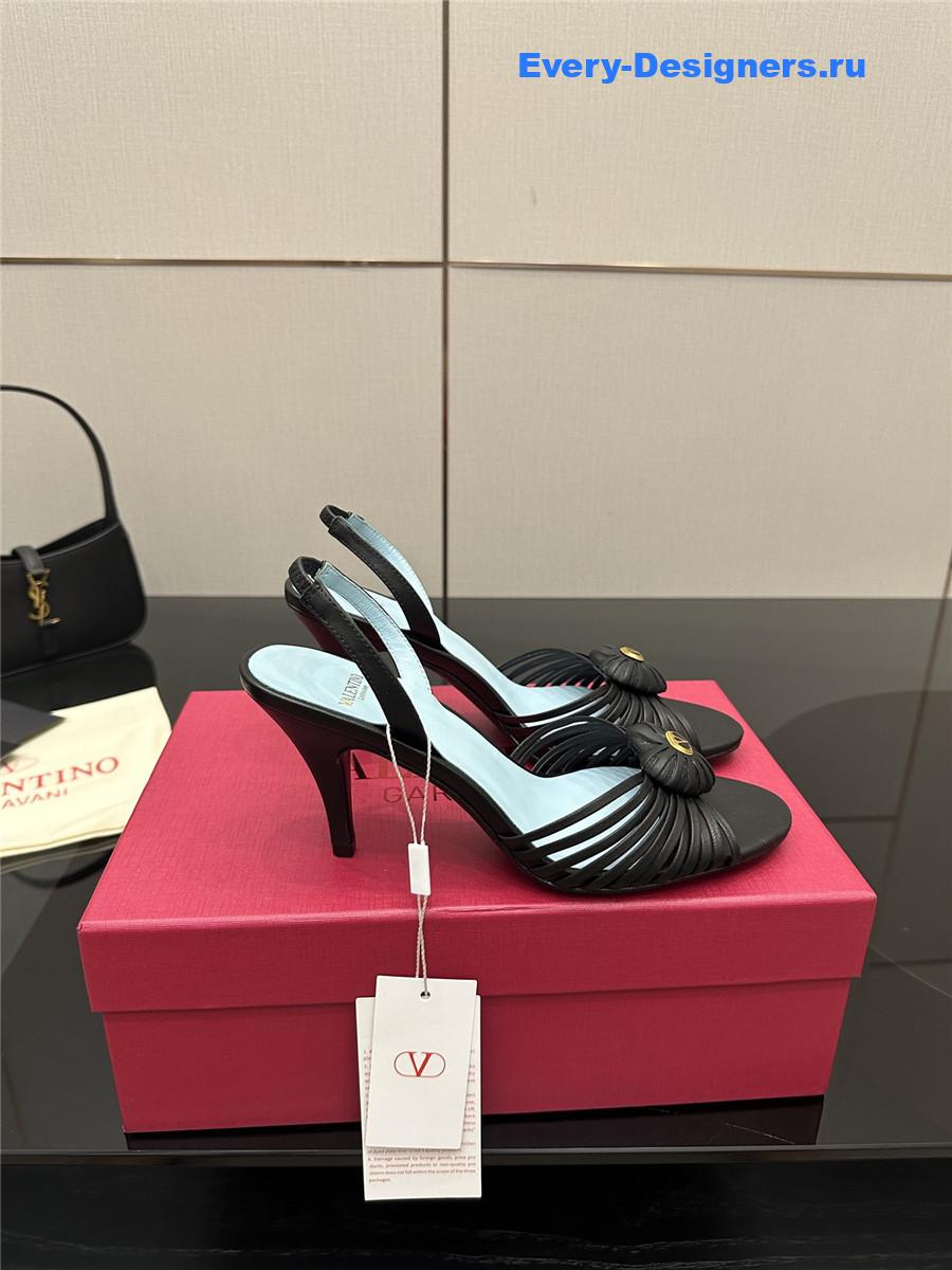 Va1e*ntin0 garavani 85mm black royal sandals