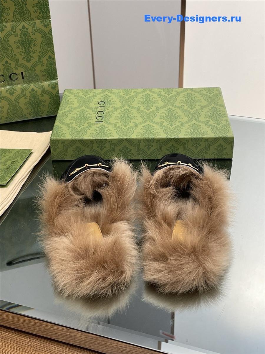 Gvc*1 black suede wool flat mules