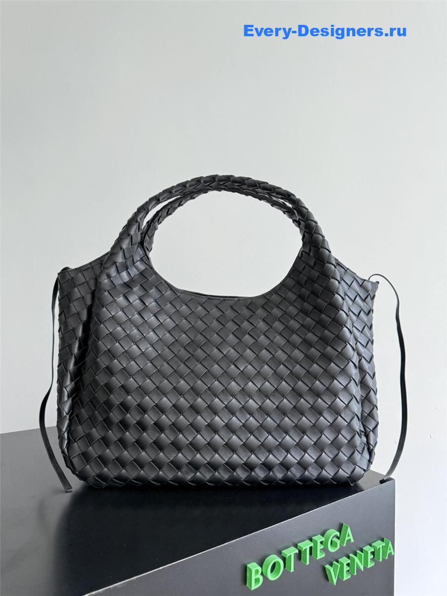 b0tt*ga Ven*ta black campana hobo