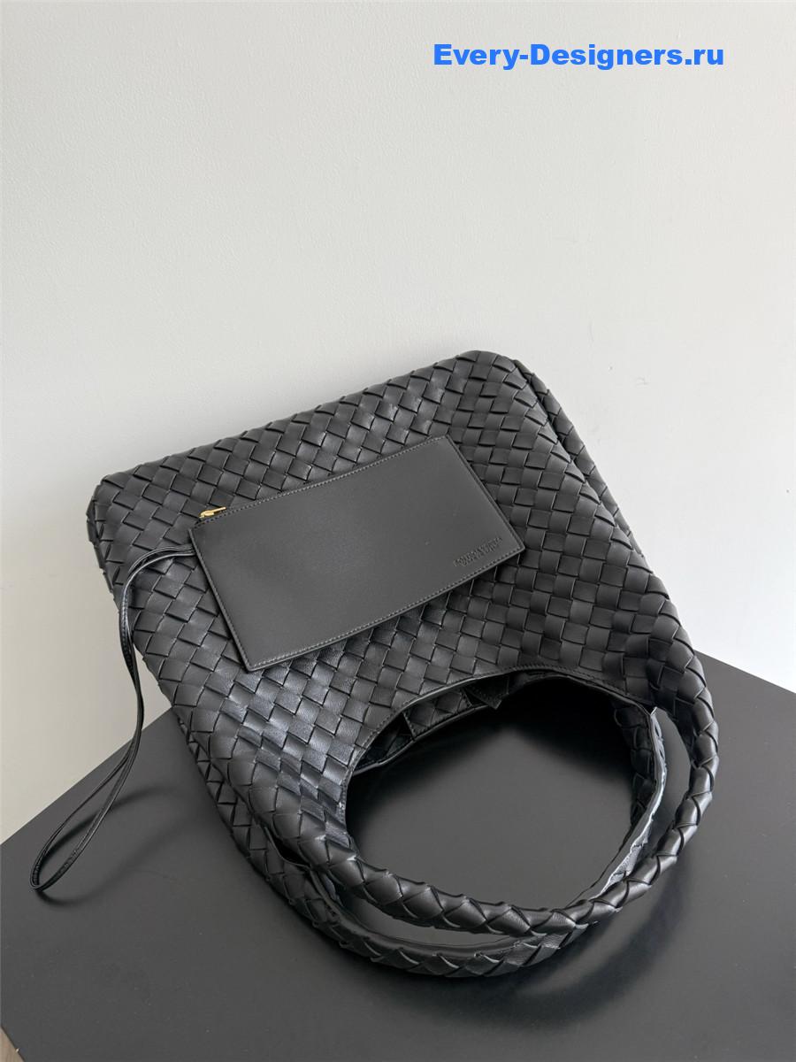 b0tt*ga Ven*ta black campana hobo