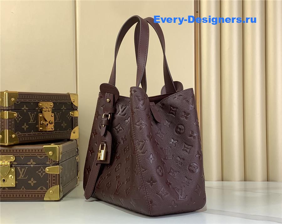l0vis Vvtt0n all in one monogram empreinte leather bag