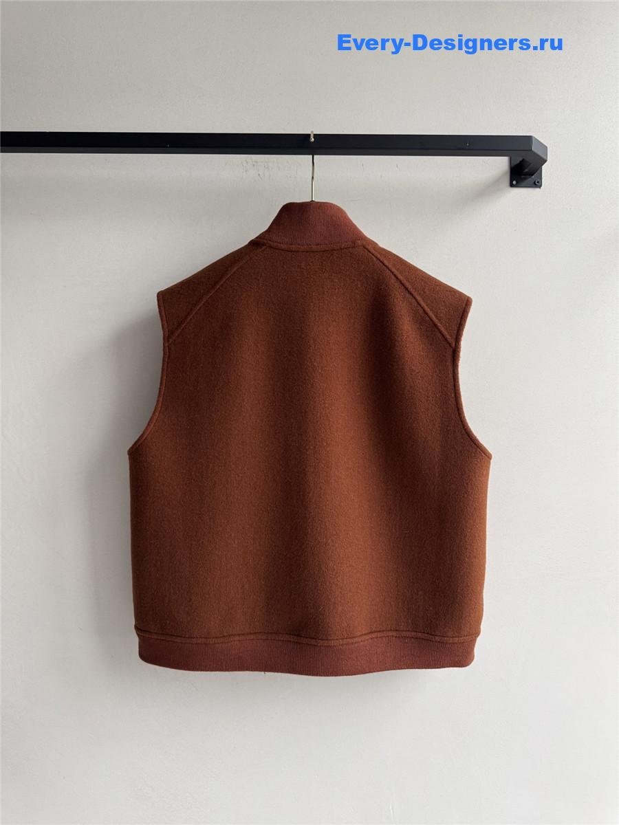 H**me5 brown bombers vest