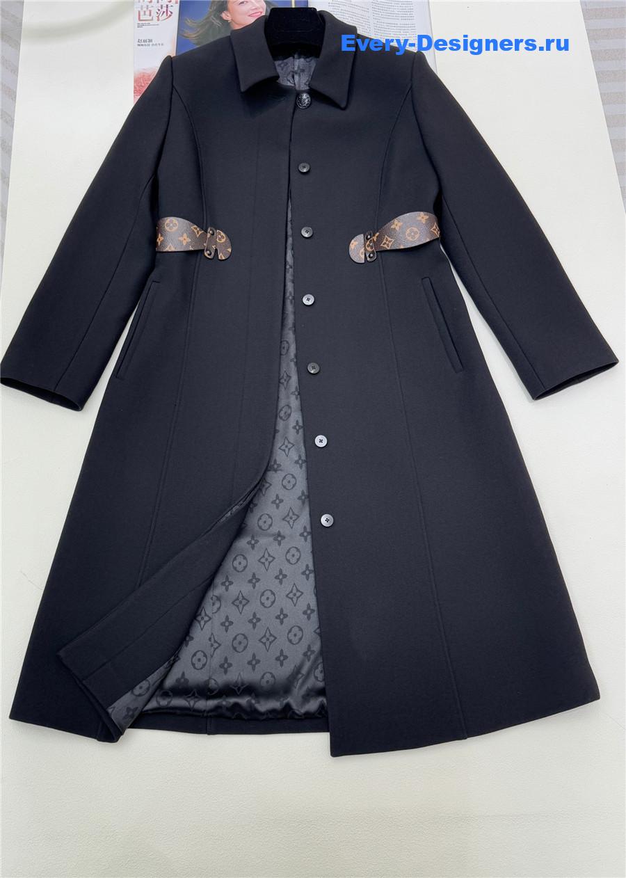 l0vis Vvtt0n black wool tailored long coat