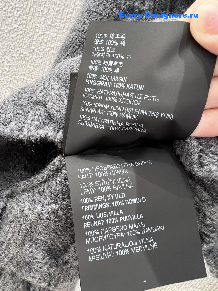 Miu Miu Chunky V-Neck Cropped Sweater