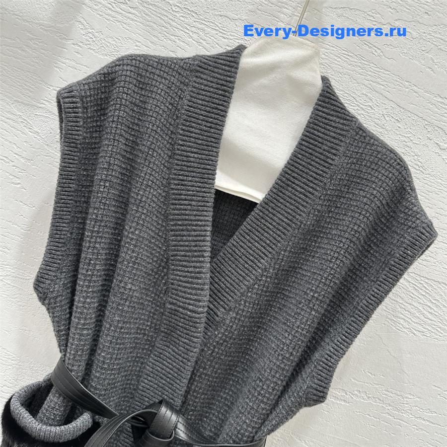 L0r0 P1ana dark grey mink knit vest
