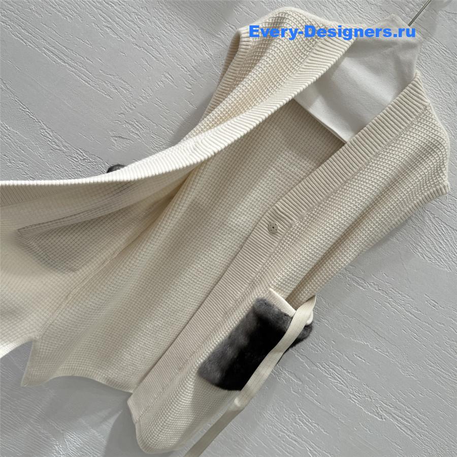 L0r0 P1ana white mink knit vest