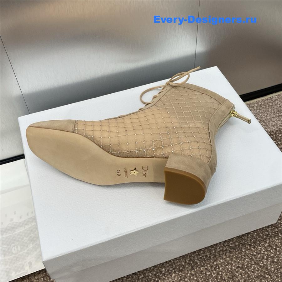 D10r beige naughtily-d heeled ankle boot