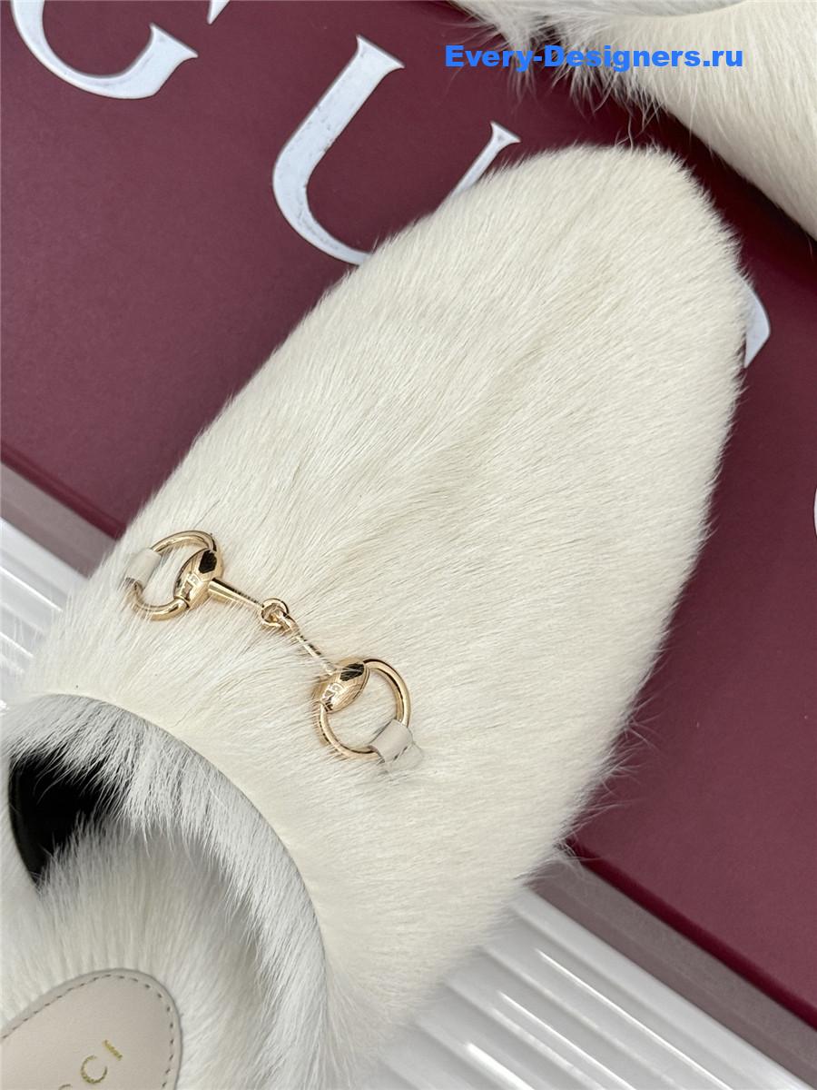 Gvc*1 white horsebit mule fur slides