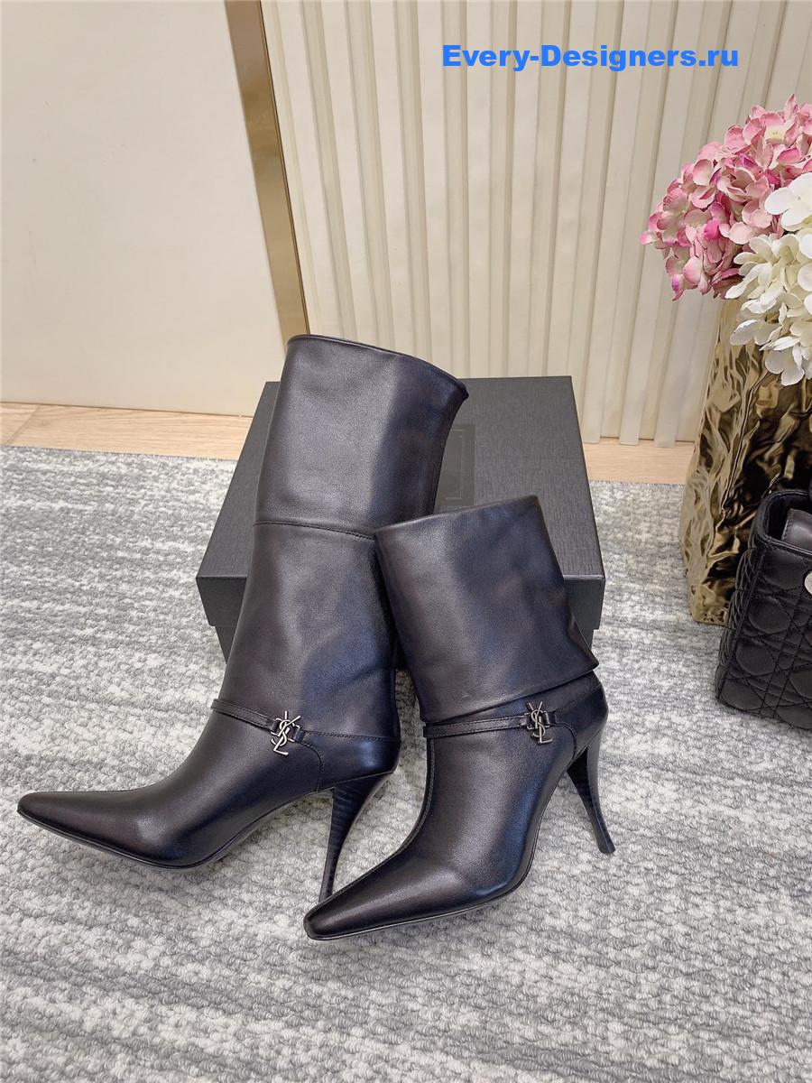 Sa1nt Lau*nt vicky black leather bootie