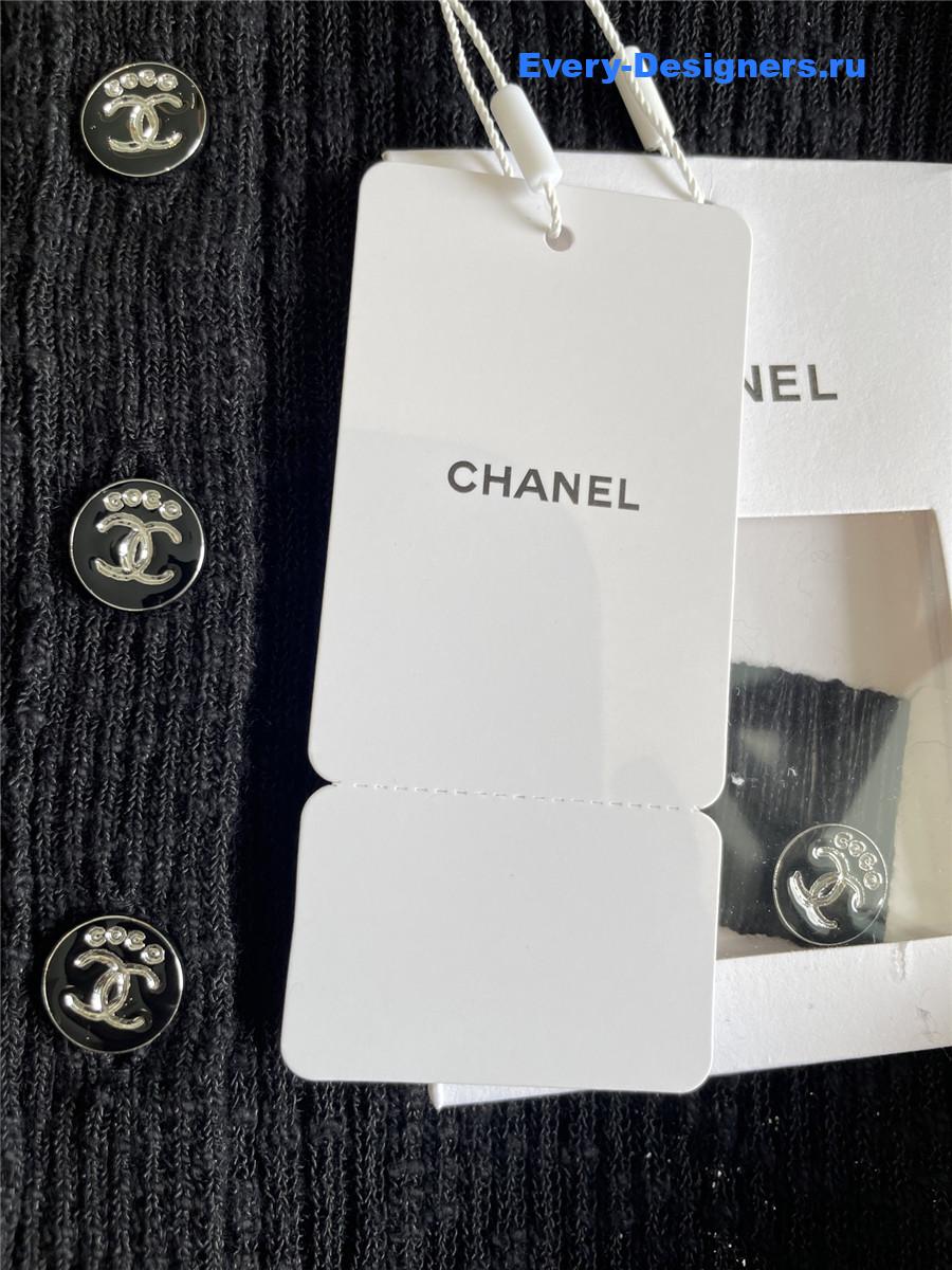 Ch**el coco beach black short sleeve