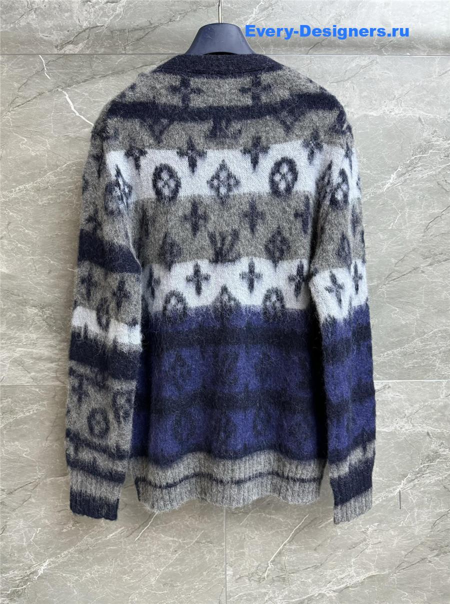 l0vis Vvtt0n gray blue monogram mohair cardigan