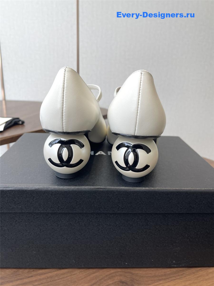 Ch**el white mary jane toe large white pearl sandal