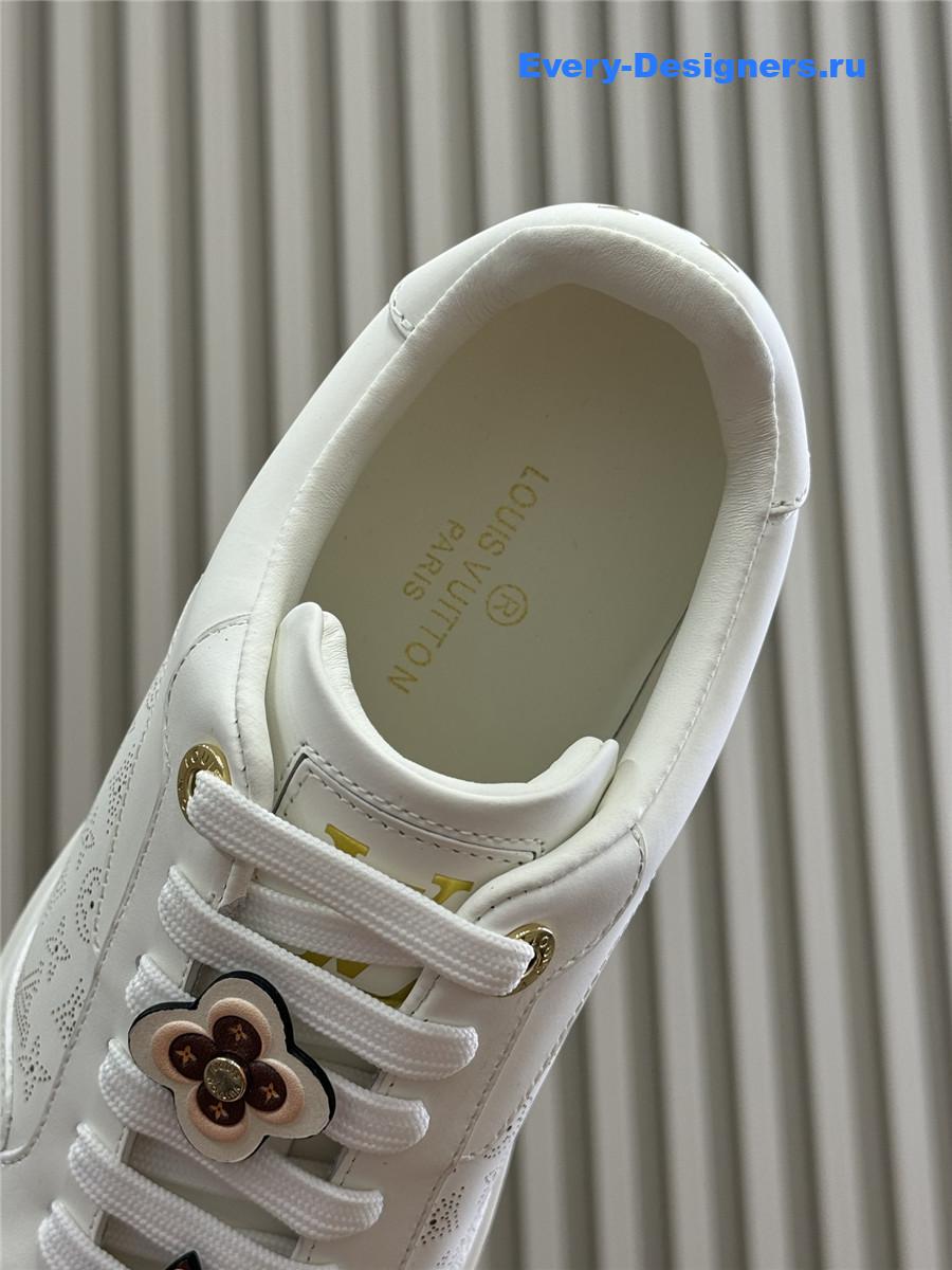 l0vis Vvtt0n white time out engraved sneakers