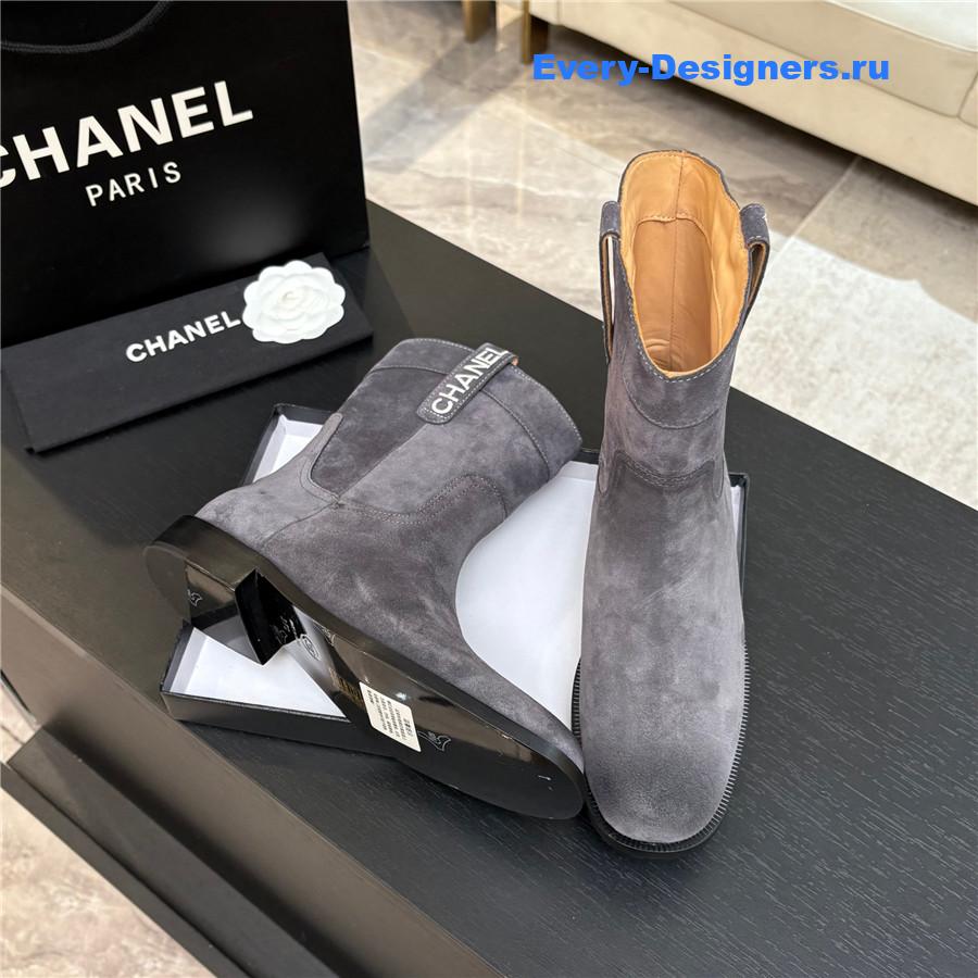 Ch**el cc purple suede block heel ankle boots