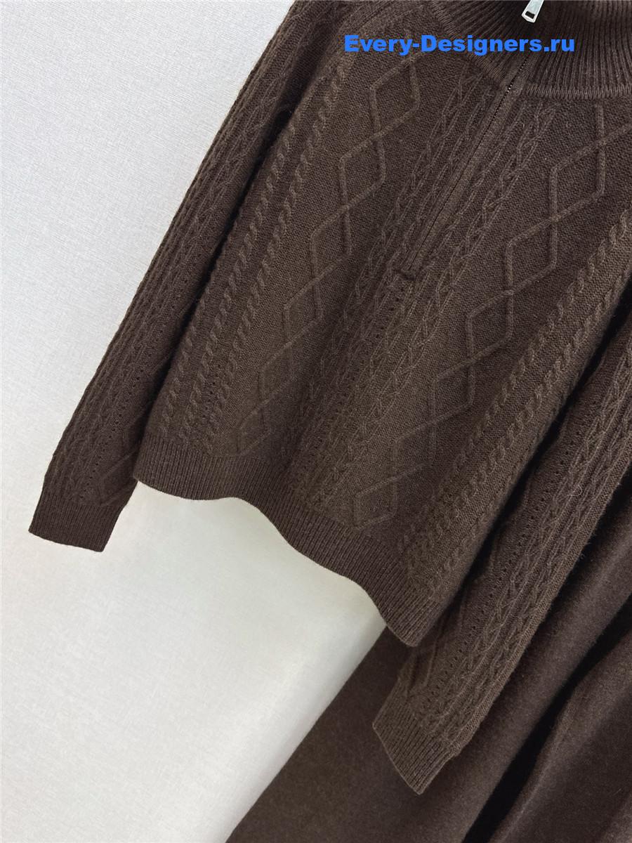 Max Mara Brown Turtleneck Sweater Set