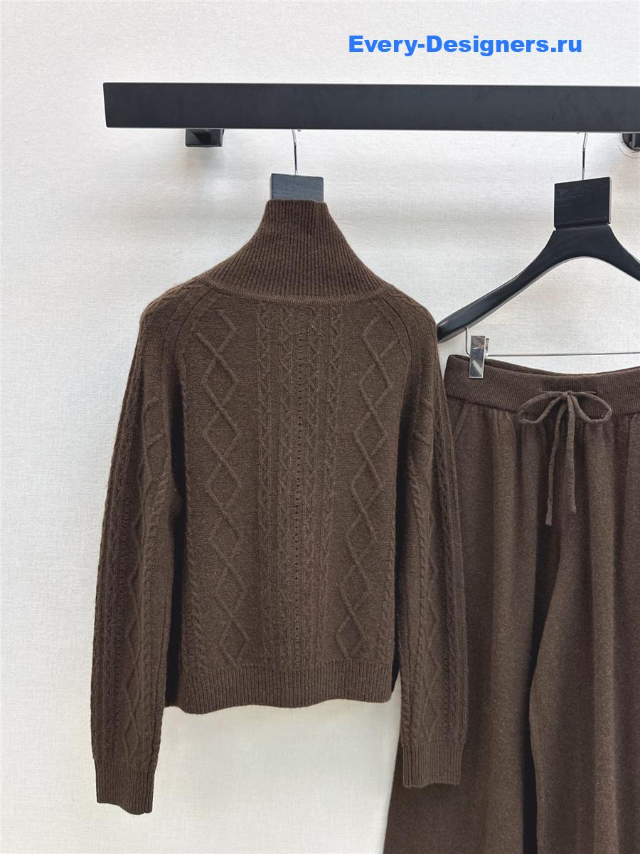 Max Mara Brown Turtleneck Sweater Set