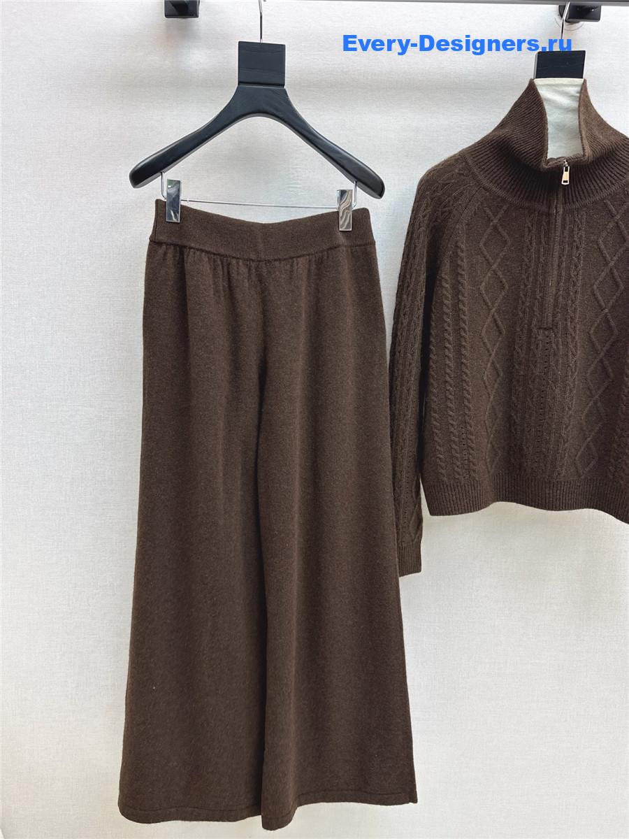 Max Mara Brown Turtleneck Sweater Set