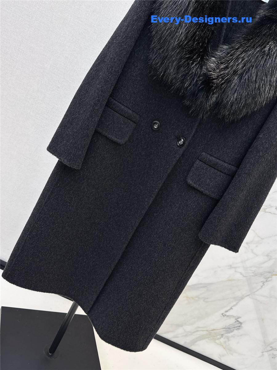 Max Mara Black Fox Fur Collar Long Coat