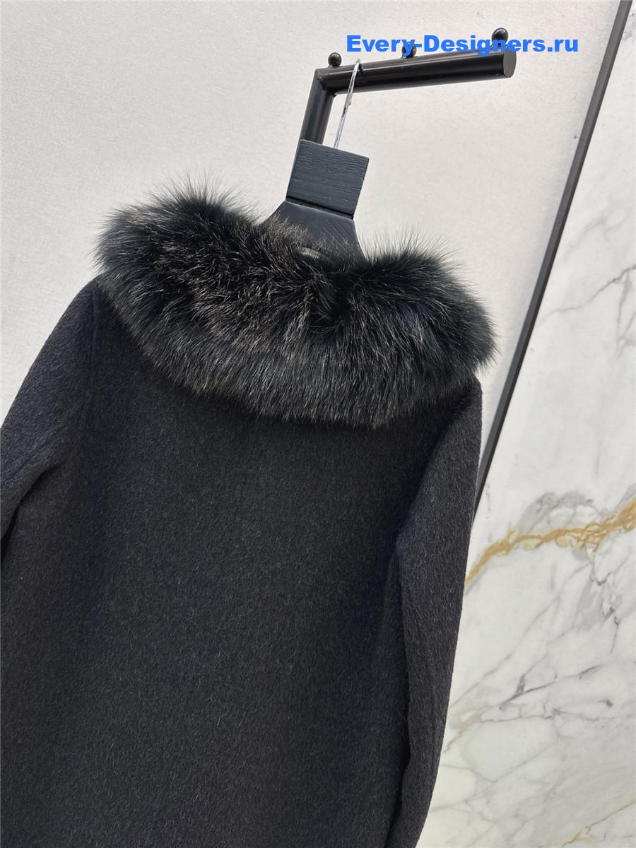 Max Mara Black Fox Fur Collar Long Coat